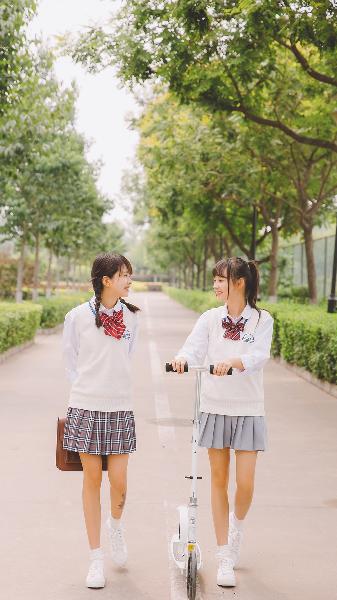 惊爆！35岁丰满老女人背后的伦理HD大揭秘！你知道多少？
